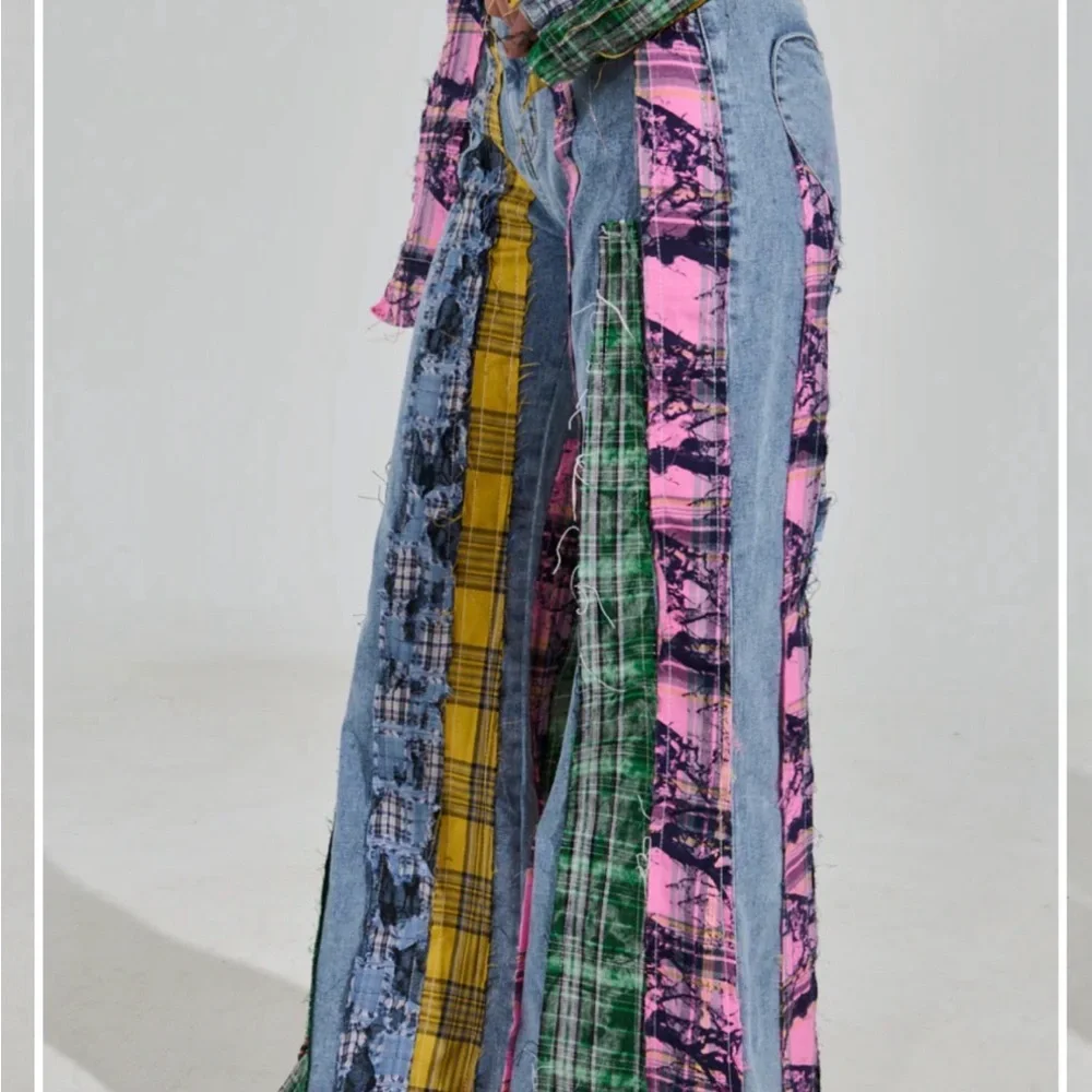 AKIRA Multicolor Patchwork Women Jeans - Picture 1 of 2